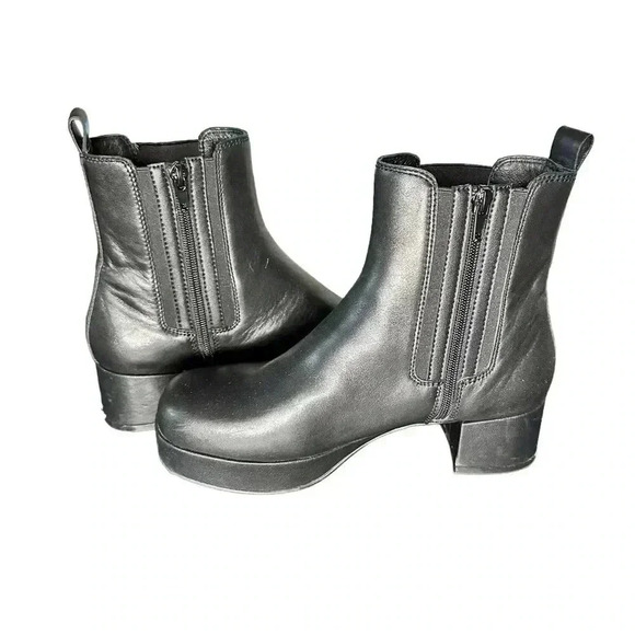 Jeffrey Campbell LILLIAN PLATFORM CHELSEA BOOT IN BLACK 7.5 - Picture 4 of 5